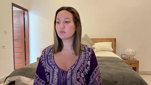 Snapshot of Nelly_Fischer chatting on 24, 9, 2025 Nelly Fischer online show from 24, 9, 2025