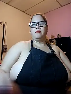 EllisW8 online show from 19, 4, 2026