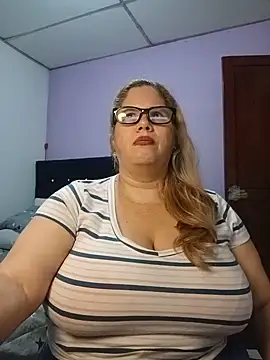 Snapshot of EllisW8 chatting on 9, 7, 2026 EllisW8 online show from 9, 7, 2026