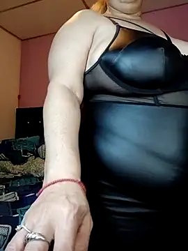 EllisW8 online show from 13, 4, 2026