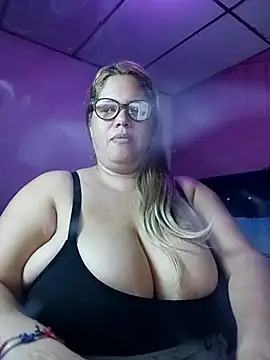 EllisW8 online show from 26, 9, 2025