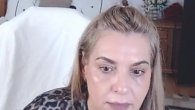 Snapshot of evamaria2024 chatting on 20, 5, 2026 evamaria2024 online show from 20, 5, 2026