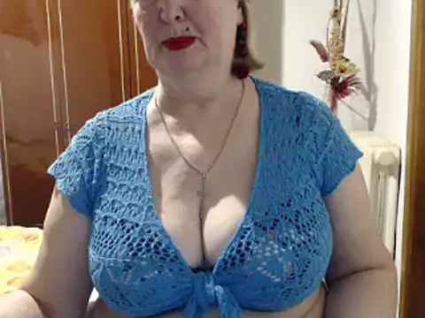 Secretfox online show from 24, 2, 2025
