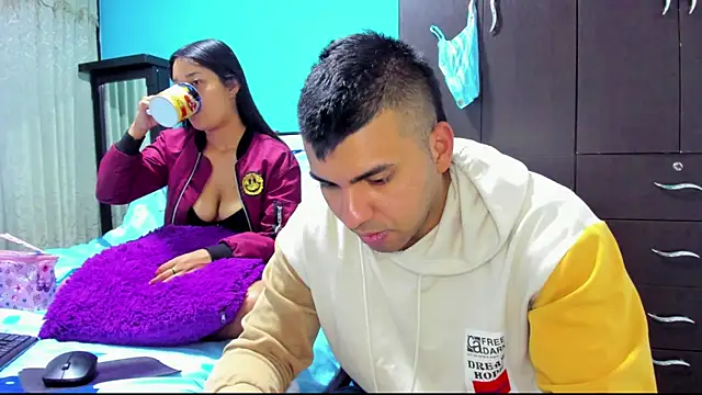 2ScarletandRyan8 online show from 28, 11, 2025