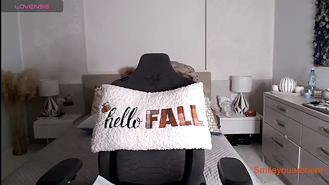 Smileyouarehere online show from 29, 11, 2025