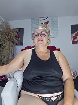 evelin hott online show from 3, 2, 2026