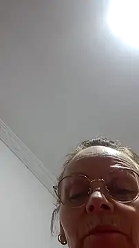 asleycavta online show from 9, 4, 2026