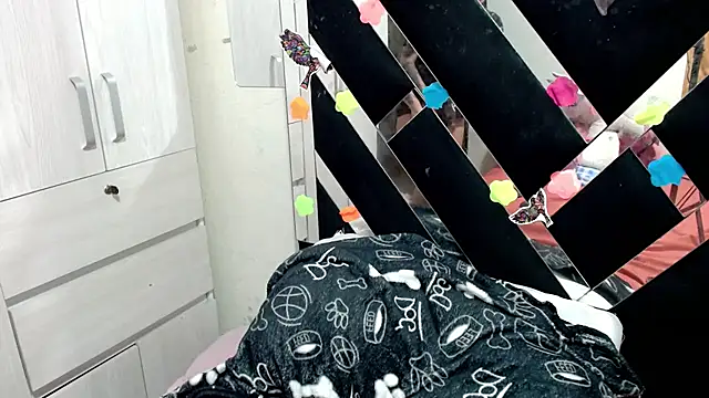 katery wok11 online show from 1, 12, 2025