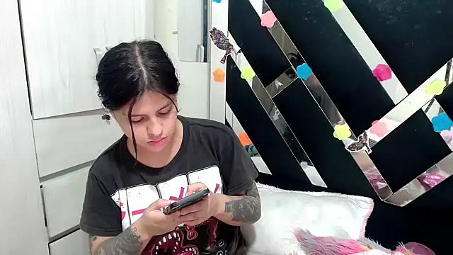 katery wok11 online show from 4, 11, 2025