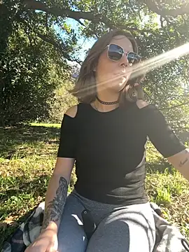 Mia Railey online show from 24, 10, 2025