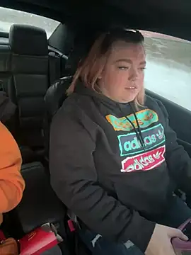 6Cum Slut Velma9 online show from 22, 12, 2024