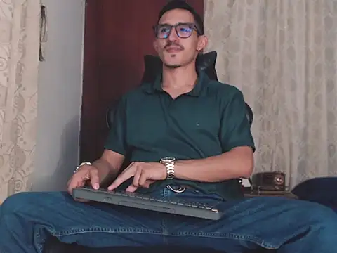 HomeAloneK online show from 16, 10, 2025