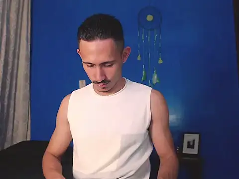 HomeAloneK online show from 5, 11, 2025