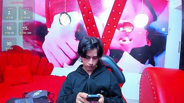 alex 477 online show from 24, 3, 2026