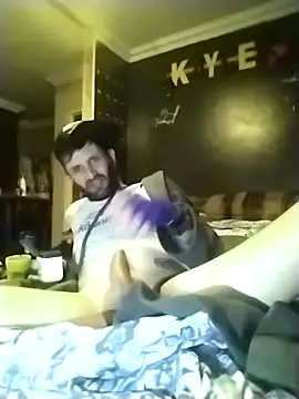 Nawtyslaveteen online show from 17, 11, 2025