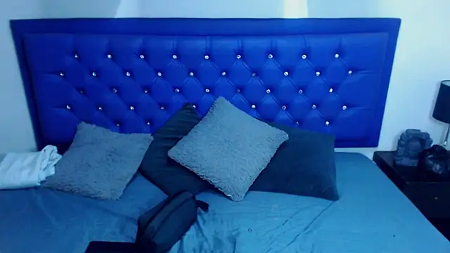 Snapshot of kiwii_nasty chatting on 25, 11, 2025 kiwii nasty online show from 25, 11, 2025