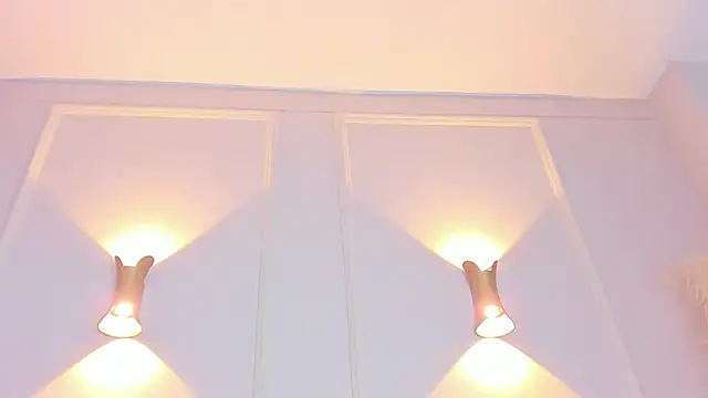 Lia walton online show from 20, 2, 2025