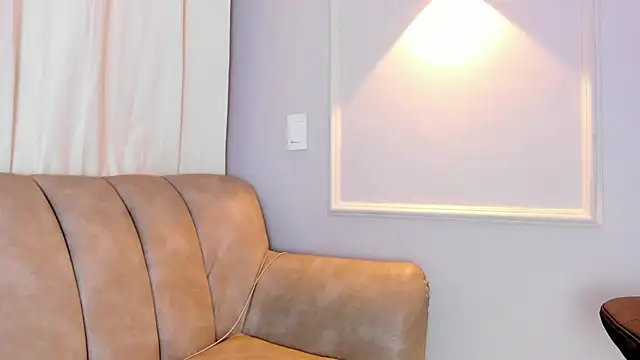 Lia walton online show from 17, 3, 2025