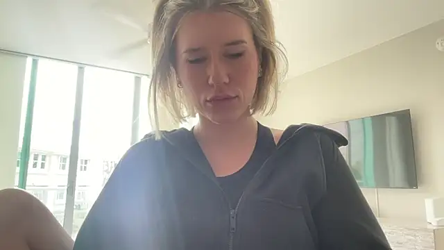 xoxoxjenn online show from 19, 3, 2026