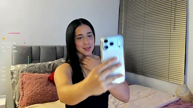 Snapshot of Gigi-bom chatting on 8, 6, 2026 Gigi-bom online show from 8, 6, 2026