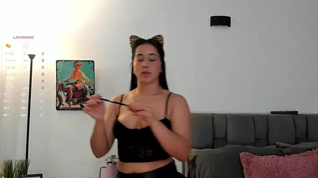 Gigi-bom online show from 1, 11, 2025