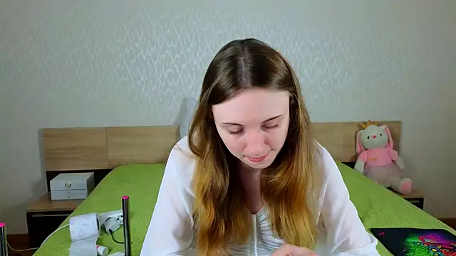 Cowell Adelina online show from 6, 2, 2026