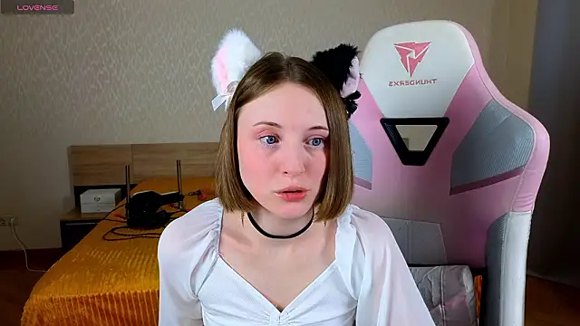 Cowell Adelina online show from 23, 2, 2026