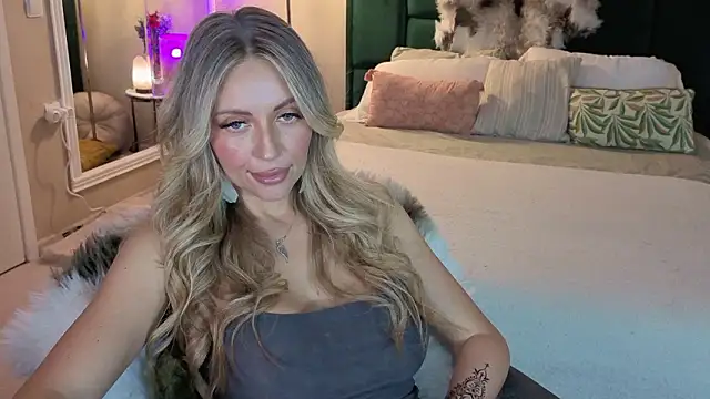 Snapshot of JoanneGG chatting on 1, 2, 2026 JoanneGG online show from 1, 2, 2026