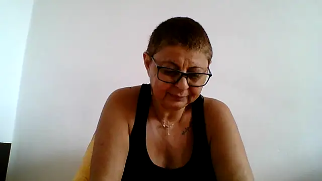 roseblak42 online show from 15, 9, 2025