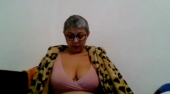 roseblak42 online show from 23, 2, 2025