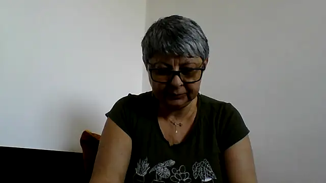 roseblak42 online show from 13, 3, 2026