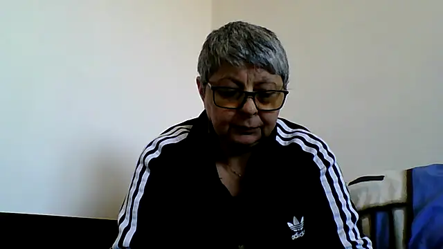 roseblak42 online show from 12, 3, 2026