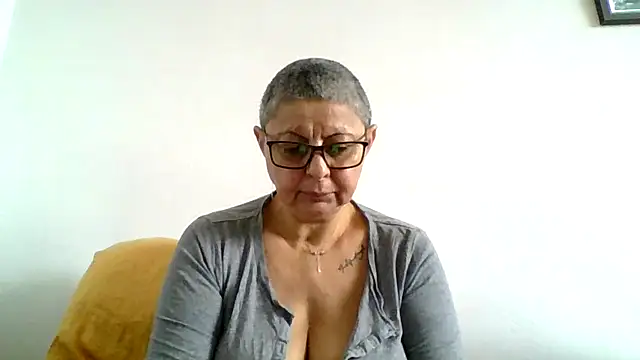 roseblak42 online show from 20, 11, 2025