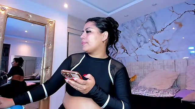 kiana cream online show from 21, 2, 2026