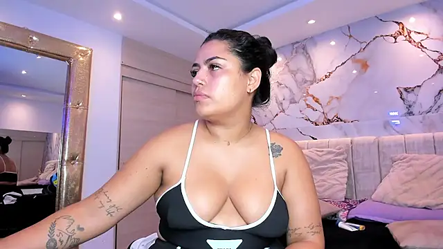 kiana cream online show from 19, 2, 2026