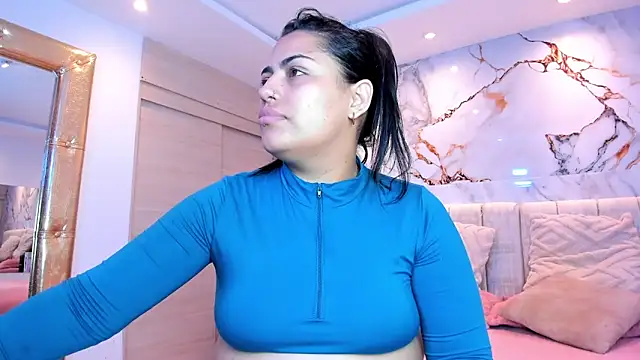 kiana cream online show from 5, 3, 2026