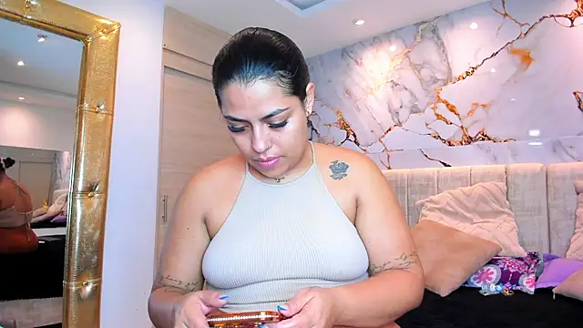 kiana cream online show from 16, 2, 2026