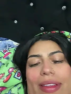 kiana cream online show from 28, 2, 2025