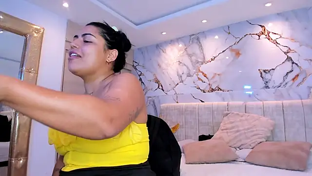 kiana cream online show from 14, 5, 2026