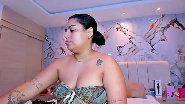 kiana cream online show from 15, 5, 2026