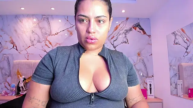 kiana cream online show from 13, 11, 2025