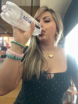  Abril-Office1 online show from 21, 11, 2025