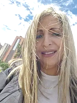  Abril-Office1 online show from 7, 2, 2025