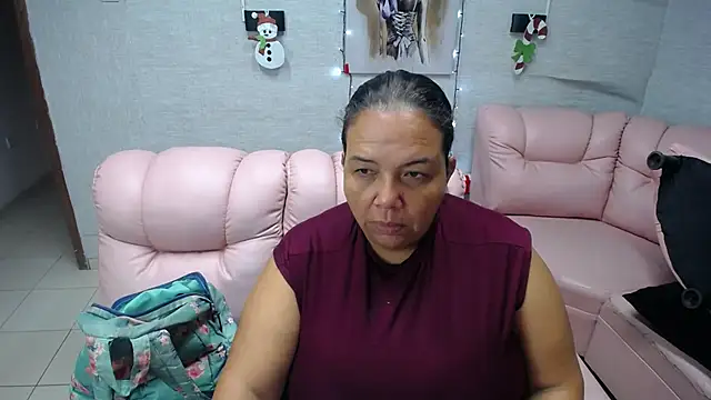 Penelope Nipples  online show from 2, 12, 2025