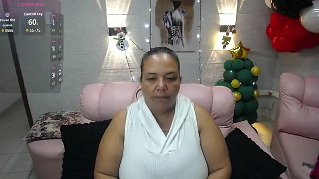 Penelope Nipples  online show from 20, 12, 2025