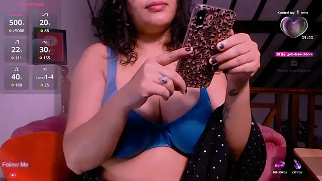 Ruvi Queen online show from 31, 10, 2025