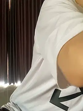Ruby bear online show from 21, 3, 2025