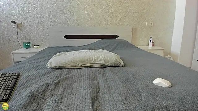 Snapshot of me___ow chatting on 20, 2, 2026 me ow online show from 20, 2, 2026