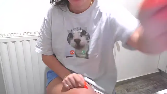 LovelyJulliette online show from 8, 1, 2026