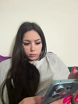 LovelyJulliette online show from 21, 4, 2026